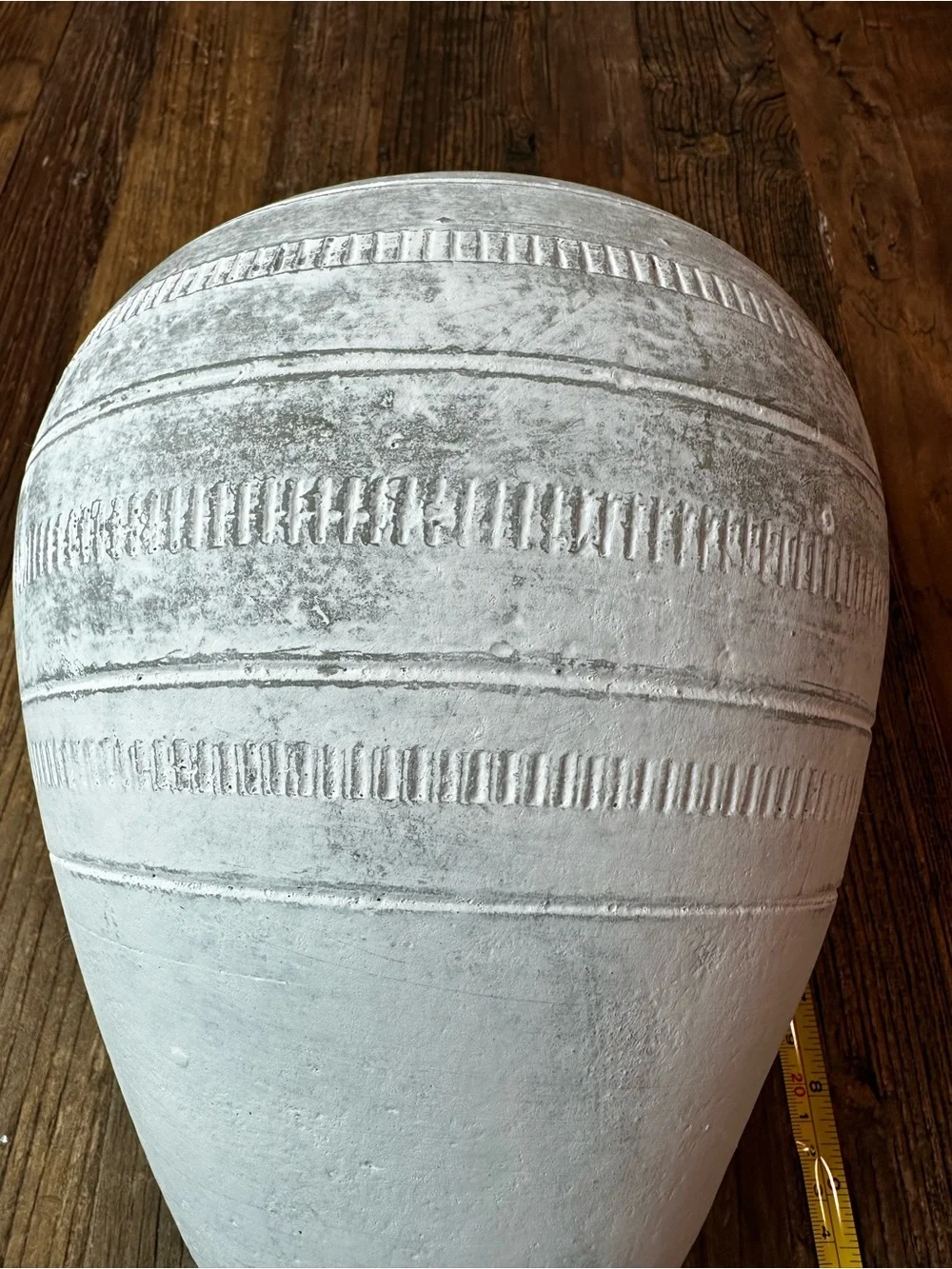 Neutral Textured Ceramic Vase - White